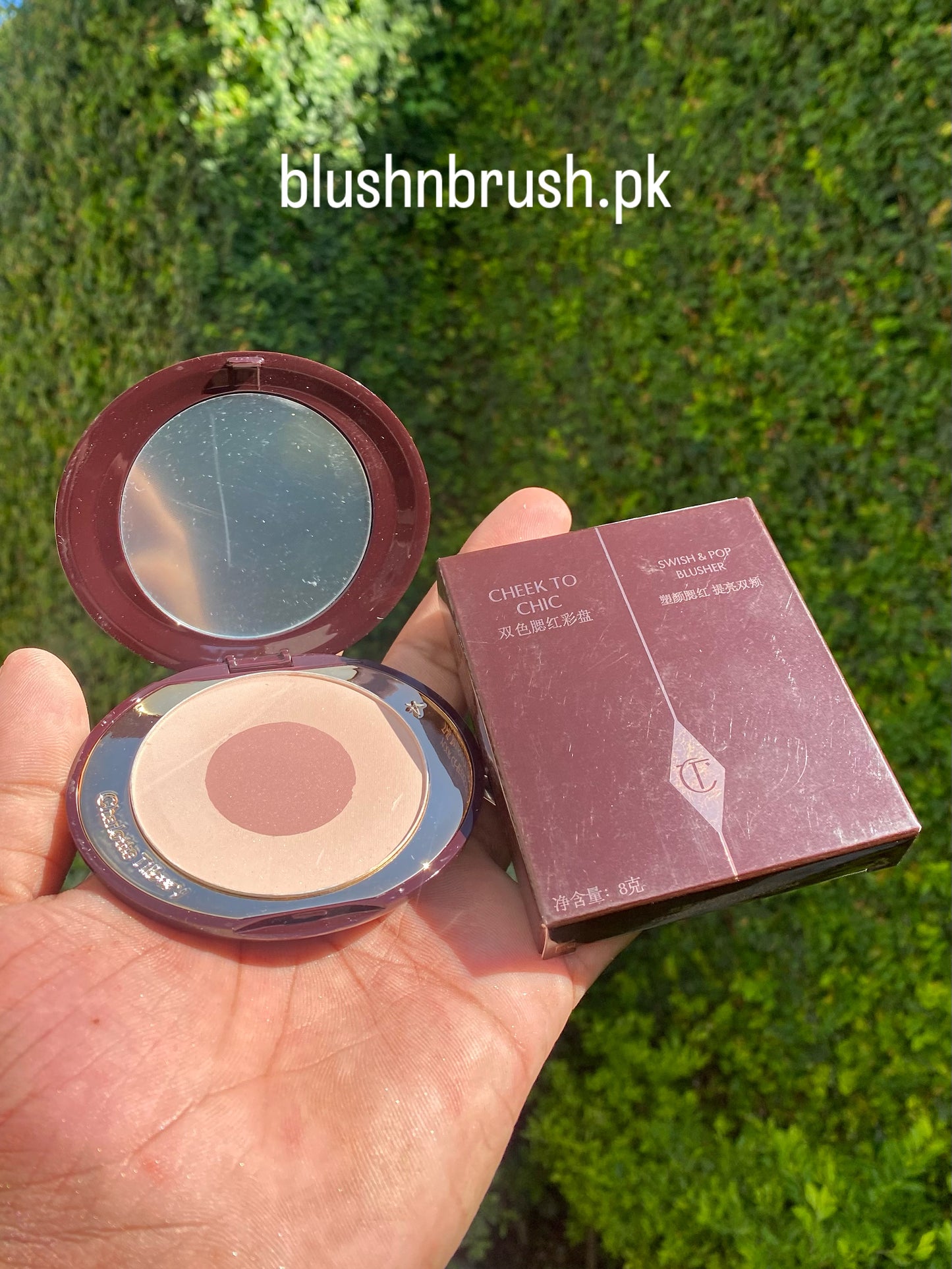 Charlotte Tilbury Cheek to Chic Swish & Pop Blusher